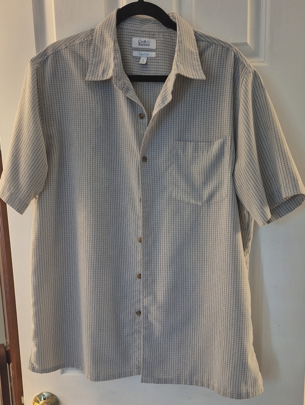 Croft & Barrow Short-Sleeve Plaid Button-Up Shirt - Light Gray